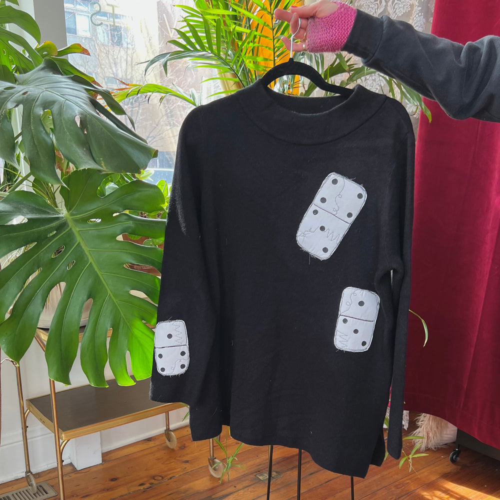 Domino sweater