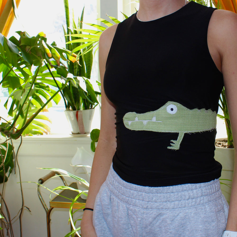 Alligator wrap tank