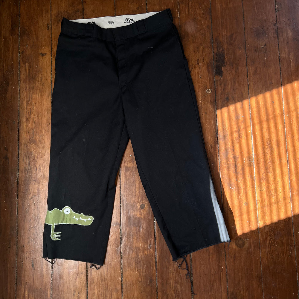 
                      
                        Gator trim dickies
                      
                    