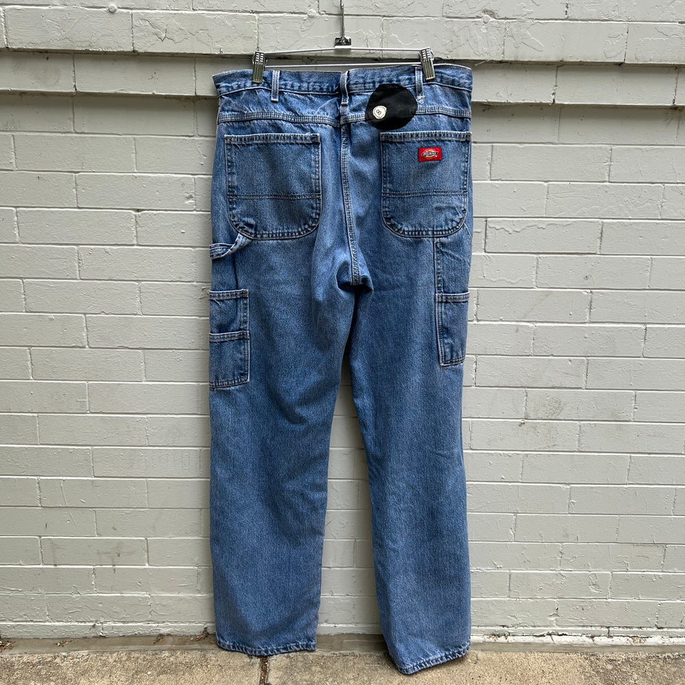 
                      
                        8-Ball Cargo Dickies
                      
                    