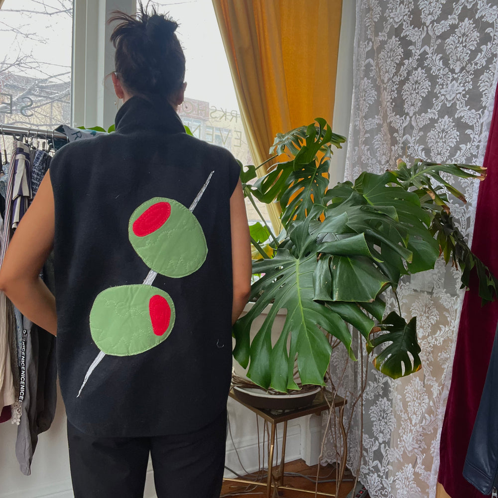 Olive skewer vest