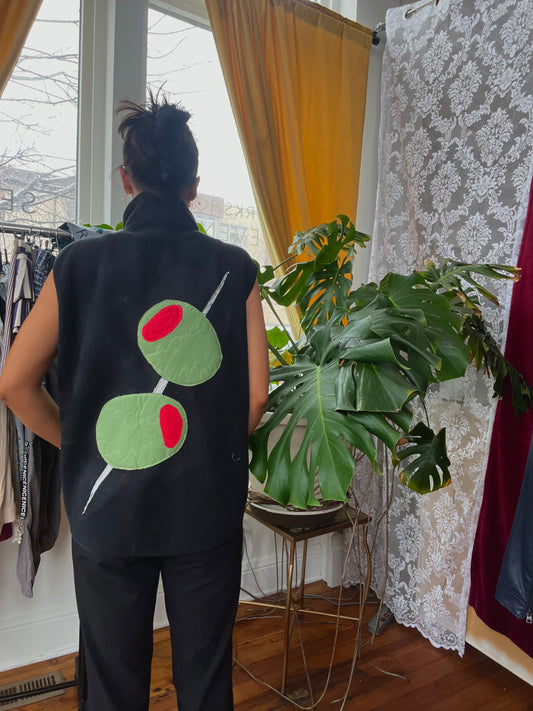 Olive skewer vest - Magg's Rags 