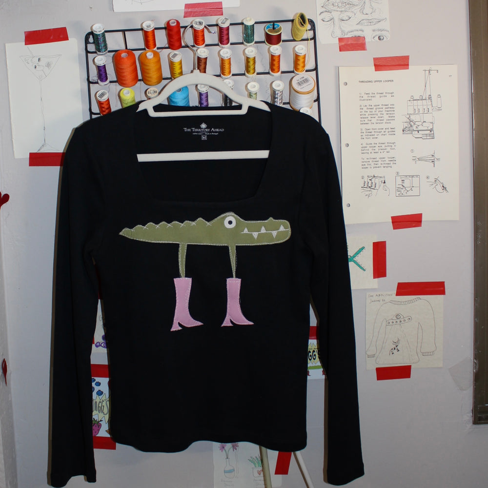 Square neck sassy gator top
