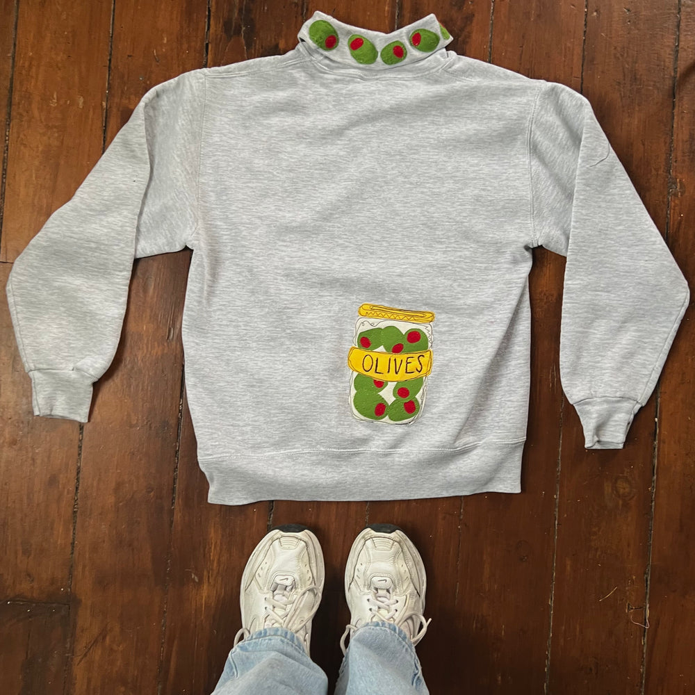 
                      
                        Olive necklace crew
                      
                    