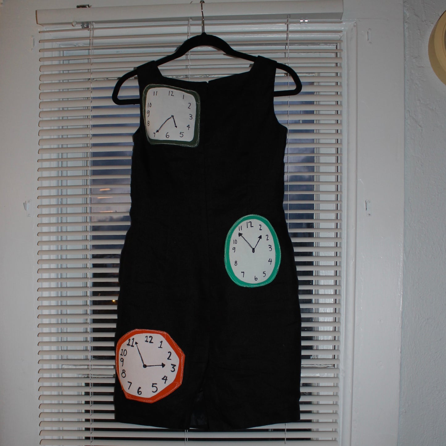 Tick-tock clock mini dress(2)